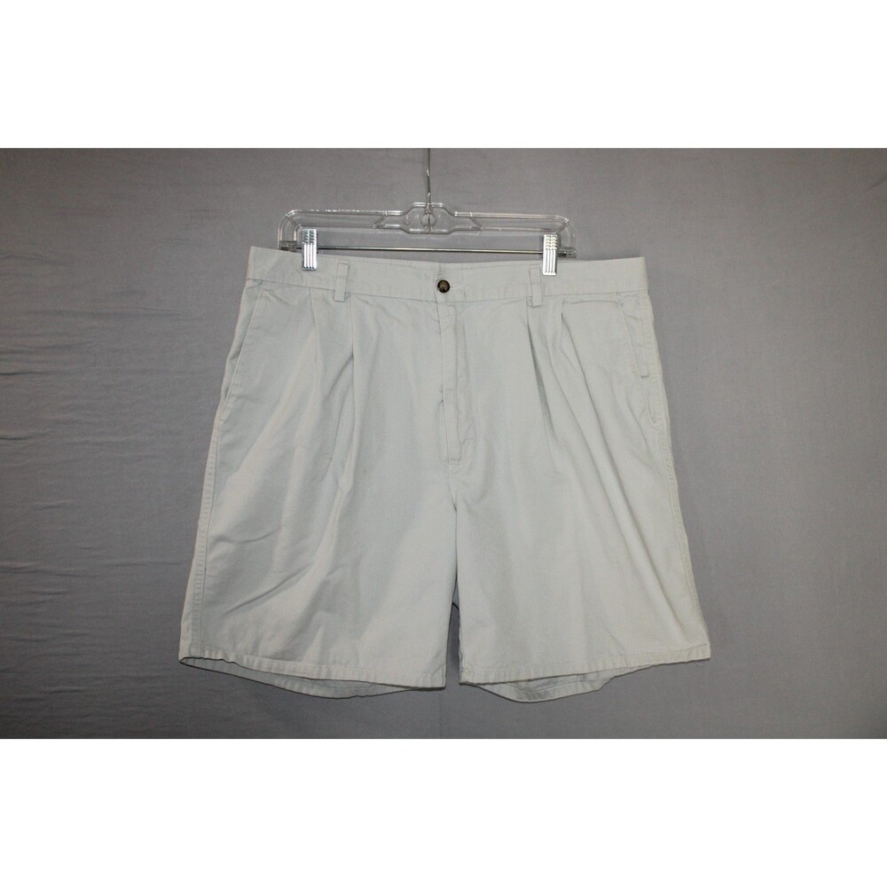 Haggar Men's Shorts Chino Pleated Front Size 38 Golf Casual 100% Cotton